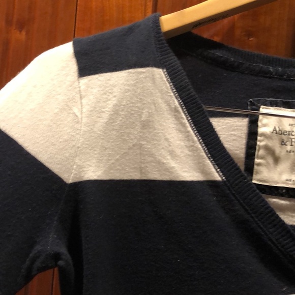 Abercrombie and Fitch Navy Striped Long Sleeve - Picture 6 of 7
